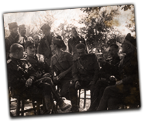 GFX_report_event_gre_officers_chatting